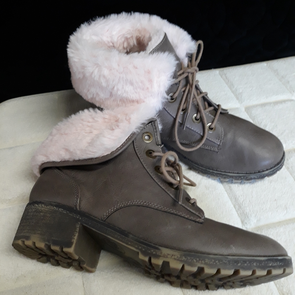 Justice Rustic Ankle boots